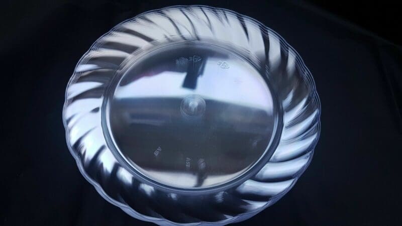 20 Clear Plastic 7" Scroll Design Plates