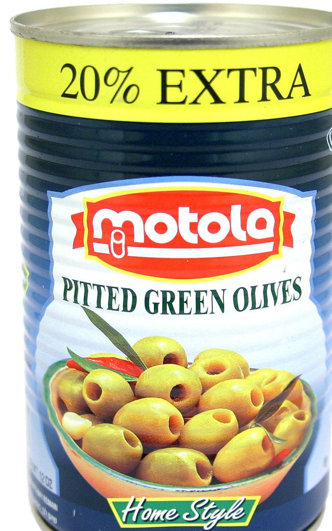Motola Pitted Geen Olives