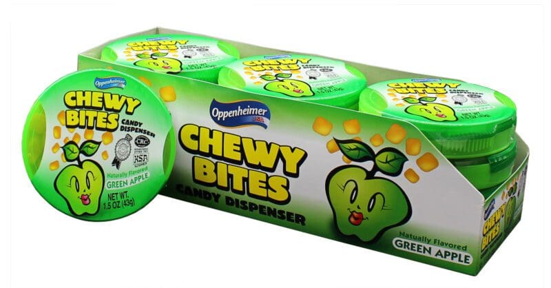 Oppenheimer Geen Apple Chewy Bitz in Dispenser